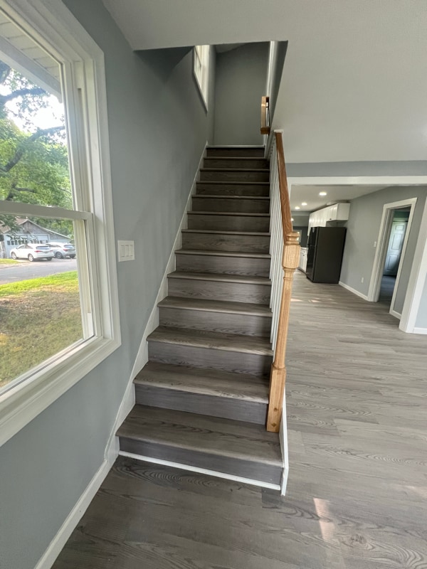 Photo - 680 E Main St House