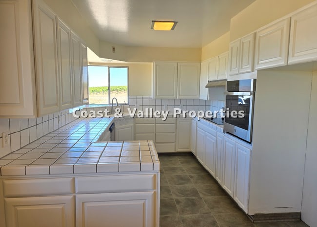 Foto del edificio - River Road Property for RENT!!!