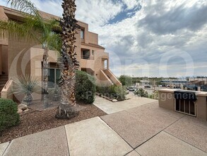 Building Photo - 5675 N Camino Esplendora