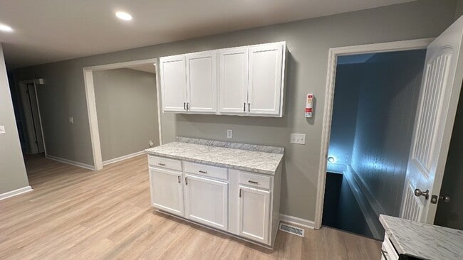 Building Photo - Beautiful, 4 Bedroom, 3 Bath House in Nash...