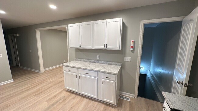 Foto del edificio - Beautiful, 4 Bedroom, 3 Bath House in Nashville!
