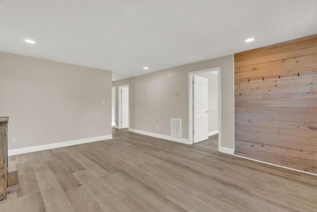 Foto del edificio - 124 Mohawk St