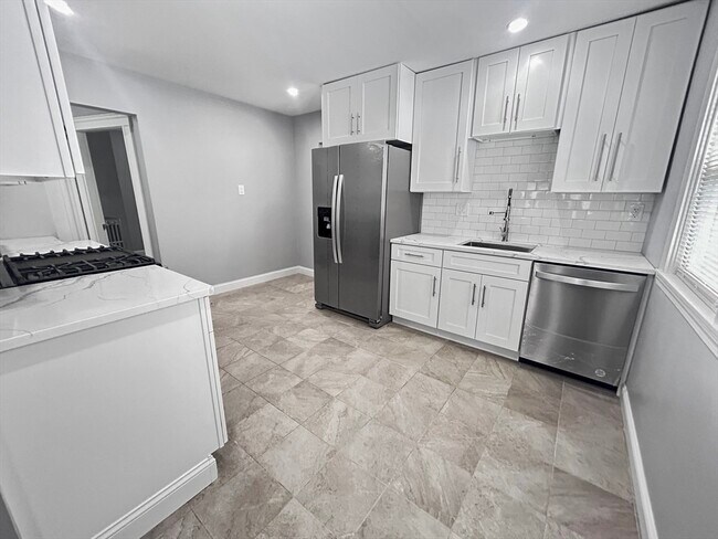 Foto del edificio - 183-185-185 Orange St