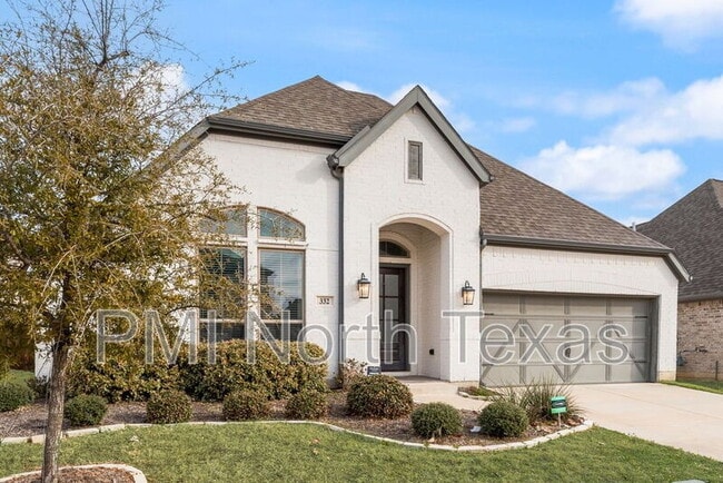 Building Photo - 332 Oak Hollow Way