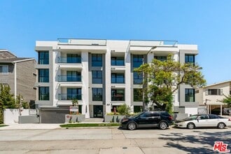 Building Photo - 1444 Rexford Dr