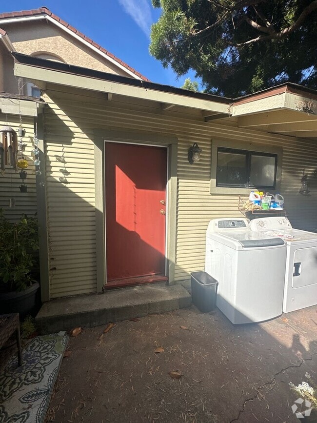 Apartments under 1,700 in Santa Cruz, CA 1 Rentals