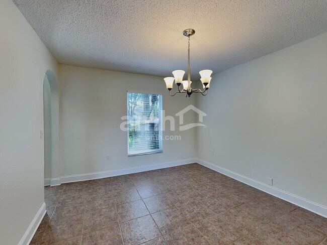 Foto del edificio - 4315 Stonefield Dr