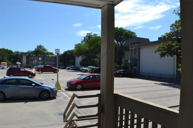 Building Photo - 4859 Cedar Springs Rd
