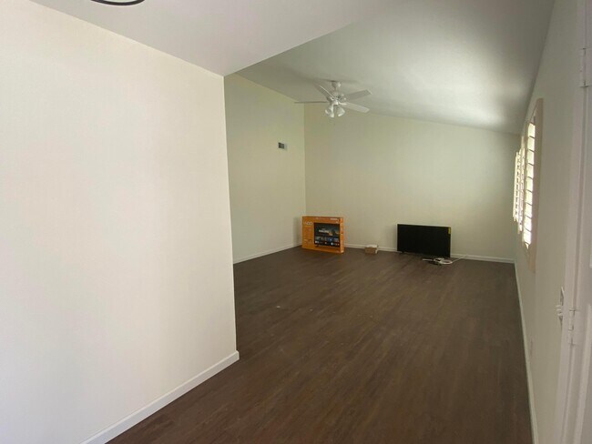 Building Photo - 67820 Quijo Rd
