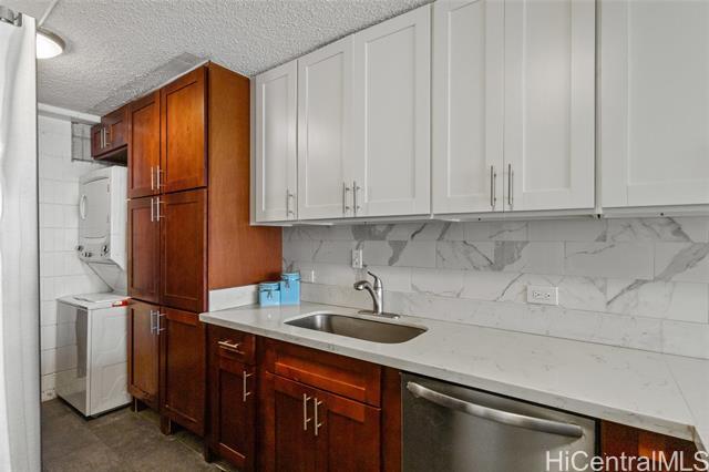 Foto del edificio - 4300 Waialae Ave