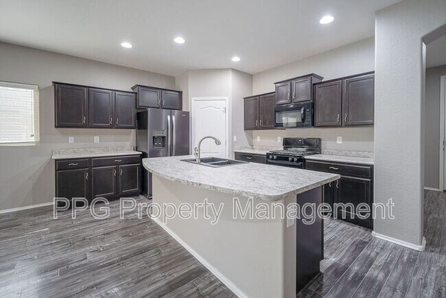 Building Photo - 17531 W Fetlock Trl