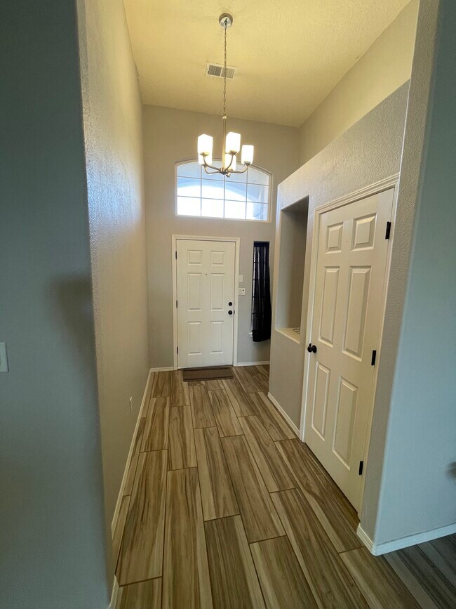 Foto del edificio - 11712 Easy Goer Rd SE