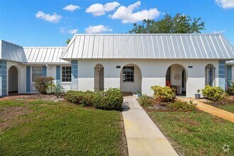 Building Photo - 4227 Glissade Dr