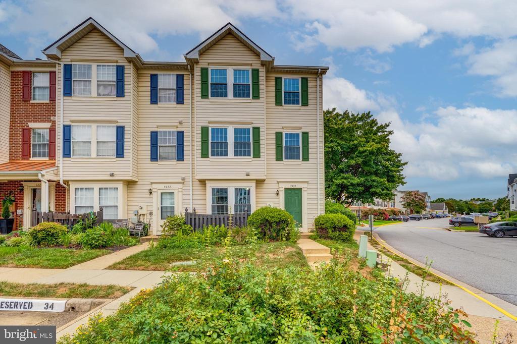 Foto principal - 9225 Cardinal Forest Ln