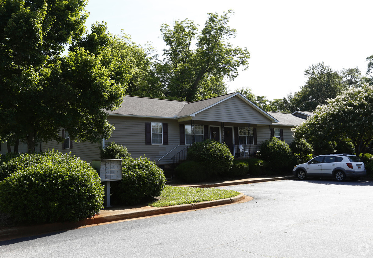 Foto principal - 111 Leach St