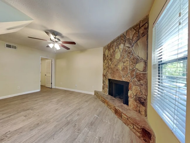 Foto del edificio - 937 Bermuda Ct