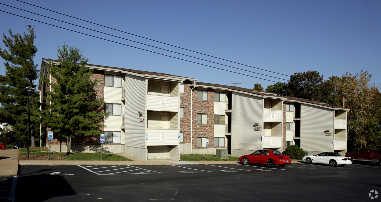 Primary Photo - Riverview Bend Apartments