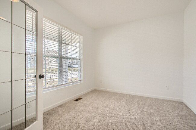 Foto del edificio - 6706 Boone Dr