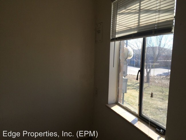 Foto del edificio - 5420 E Asbury Ave