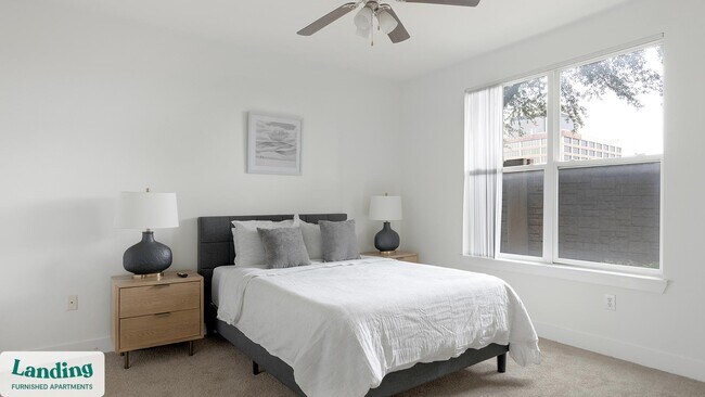 Foto del edificio - 7373 Valley View Ln
