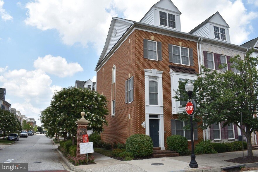 Foto principal - 324 Scott St