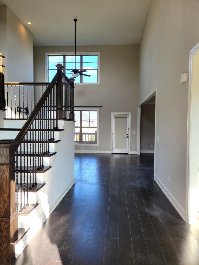 Building Photo - *Coming Soon*  3 BR, 2.5 Bath home with fe...