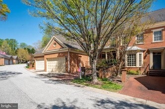 Building Photo - 7809 Hidden Meadow Terrace