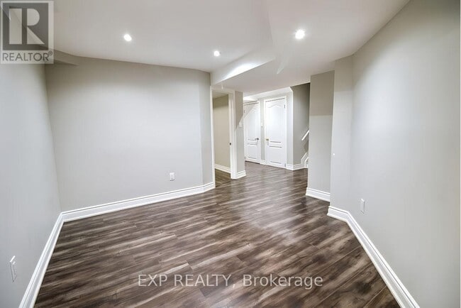 Building Photo - 401 Acumen Ct