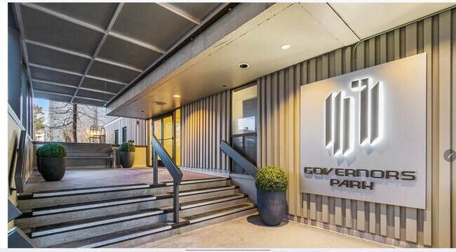 Foto del edificio - 777 N Washington St