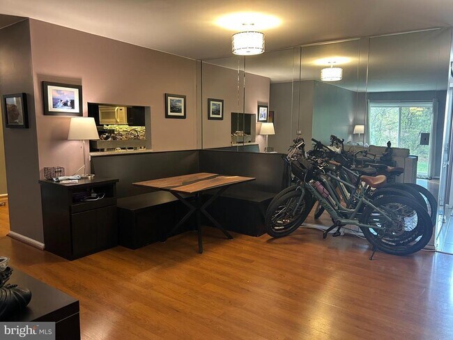 Foto del edificio - 13 Quince Ct