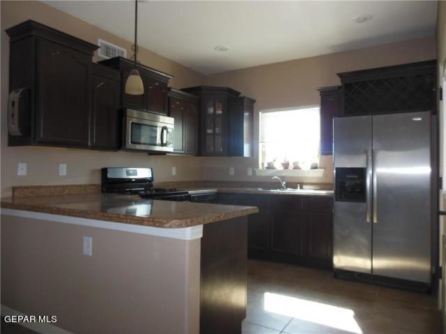 Foto del edificio - 14206 Bluesky Point Ct