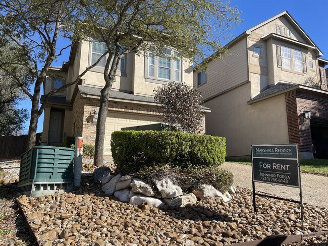 Foto del edificio - Beautiful Home off Stone Oak Pkwy