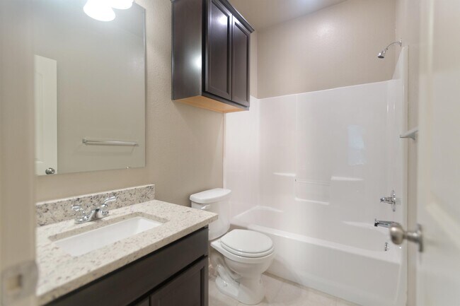 Building Photo - 17320 Cedar Rock Ct