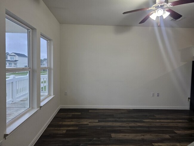 Foto del edificio - 4/2/2-With waterview!