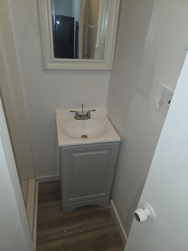 Building Photo - 3307 N Park Ave