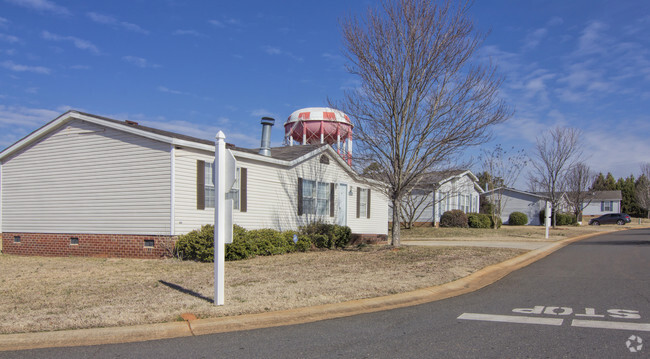 Building Photo - Meadowbrook