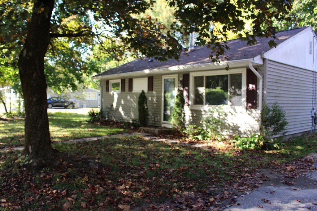 Primary Photo - 56 Crestwood Dr