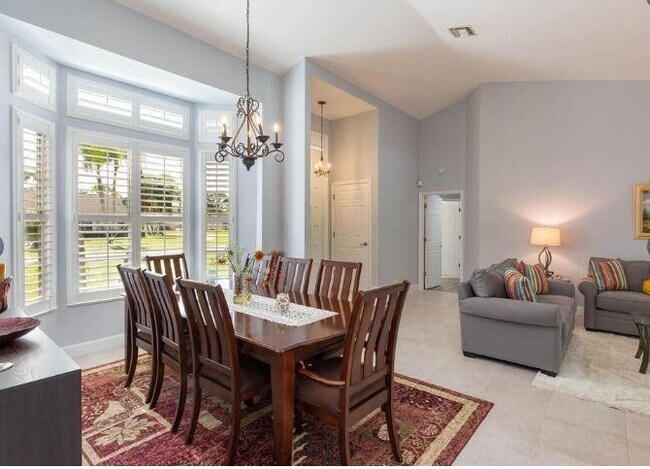 Building Photo - 1349 Brampton Cove