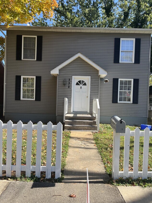 Primary Photo - 332 Shawnee Ave