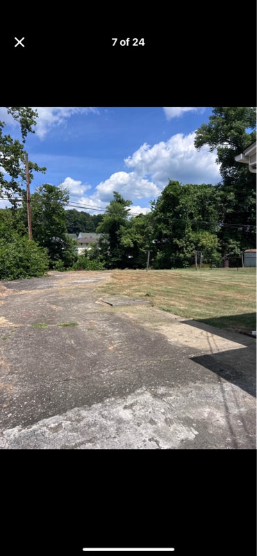 Building Photo - 3110 Riverside Dr