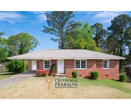 Building Photo - 1216 Sanders Way