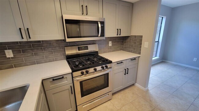 Foto del edificio - 9110 Sedgemoor Trail