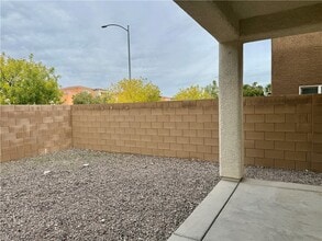 Building Photo - 9070 Vintage Wine Ave