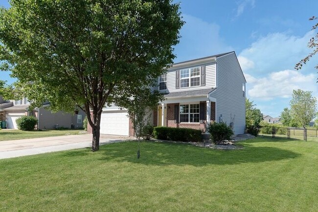 Foto del edificio - 4 Bedroom Home With Pond View in Top Rated...