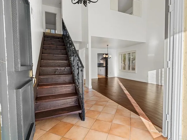 Foto del edificio - 461 Ridgeview Ct
