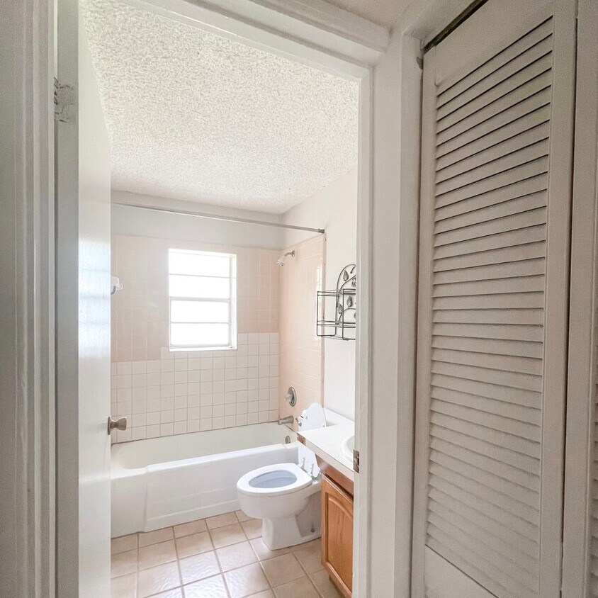 Foto principal - 1464 Pine St