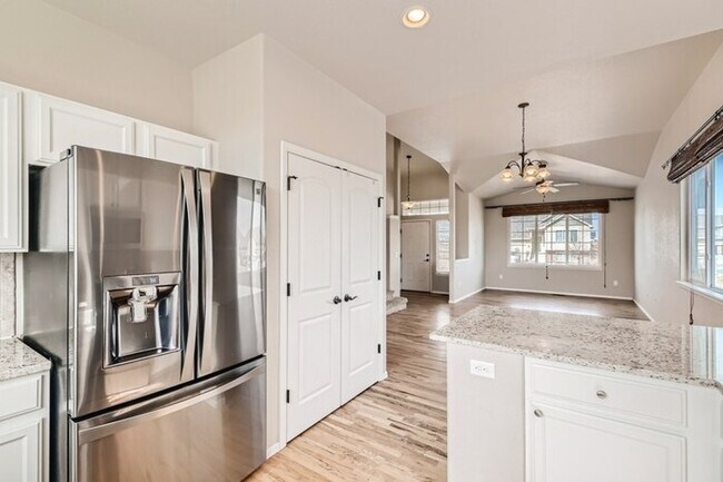 Foto del edificio - 4397 Cypress Ridge Ln, Wellington, CO, 80549