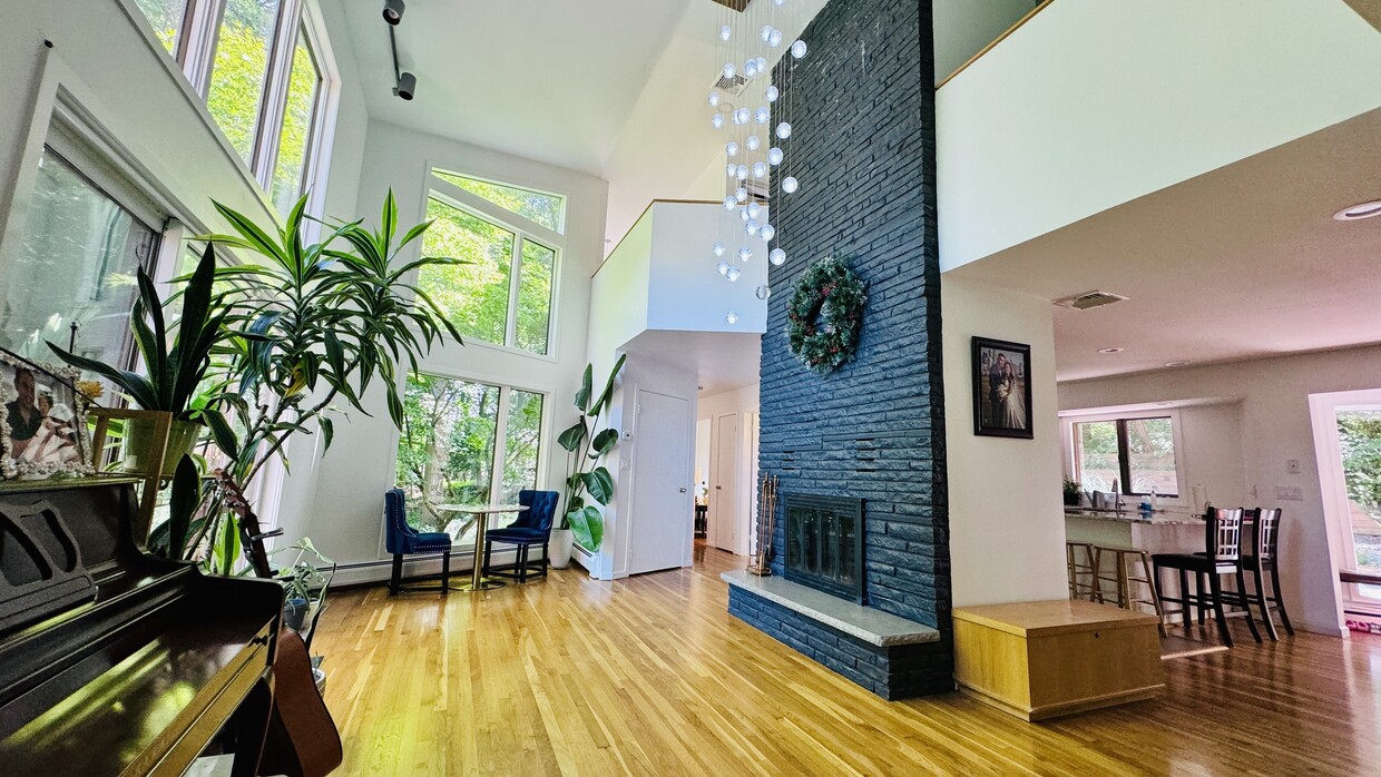 Foto principal - 96 Old Pascack Rd
