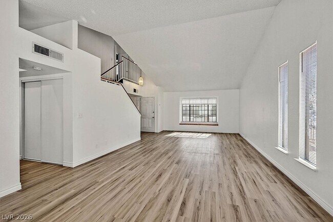 Foto del edificio - 4824 Norway Ln