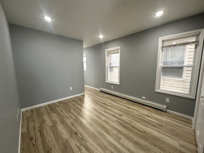 Foto del edificio - 212 Inslee Pl